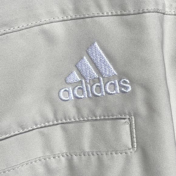 Adidas Shorts Mens Size 34 Beige Outdoor Cargo Lightweight - Picture 3 of 9